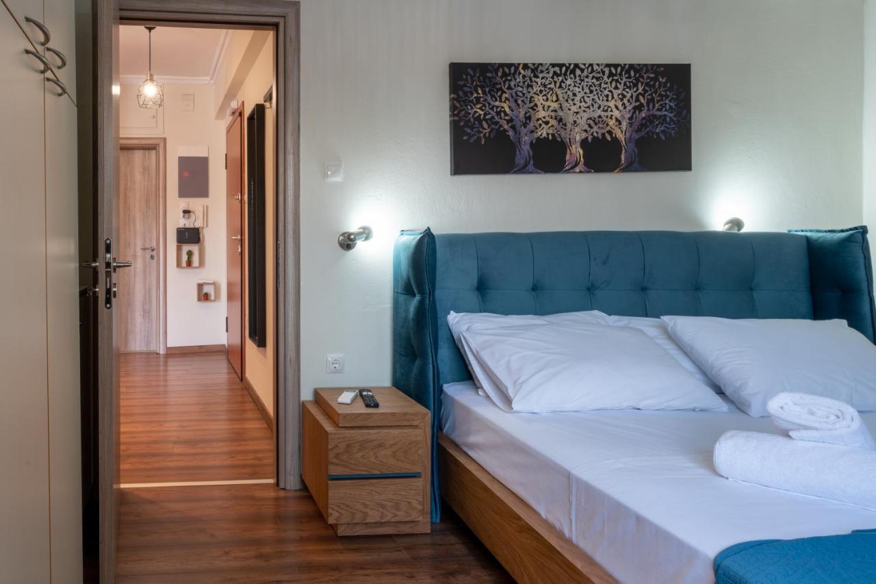 Luxury Apartment Overlooking The Citadel Of Tsakas Athen Exterior foto