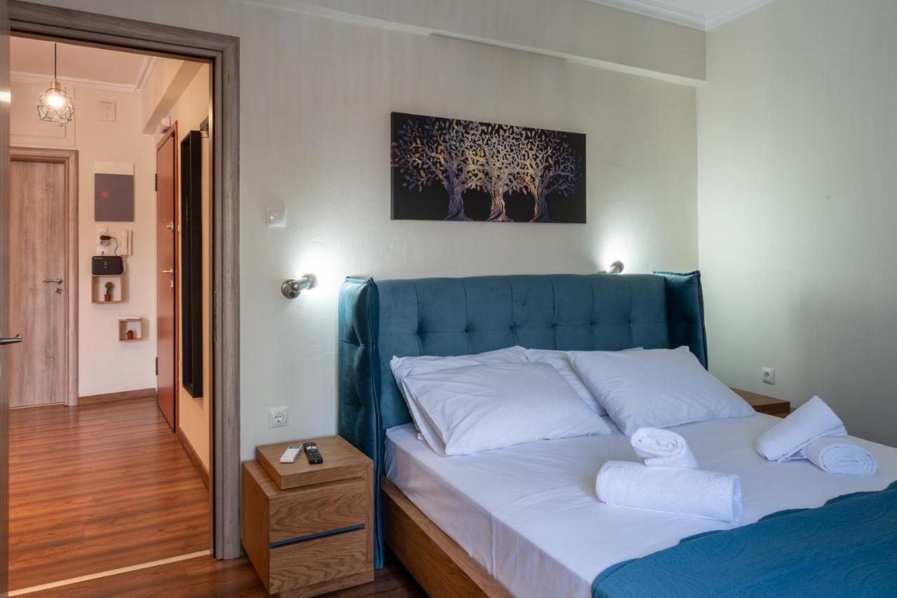 Luxury Apartment Overlooking The Citadel Of Tsakas Athen Exterior foto