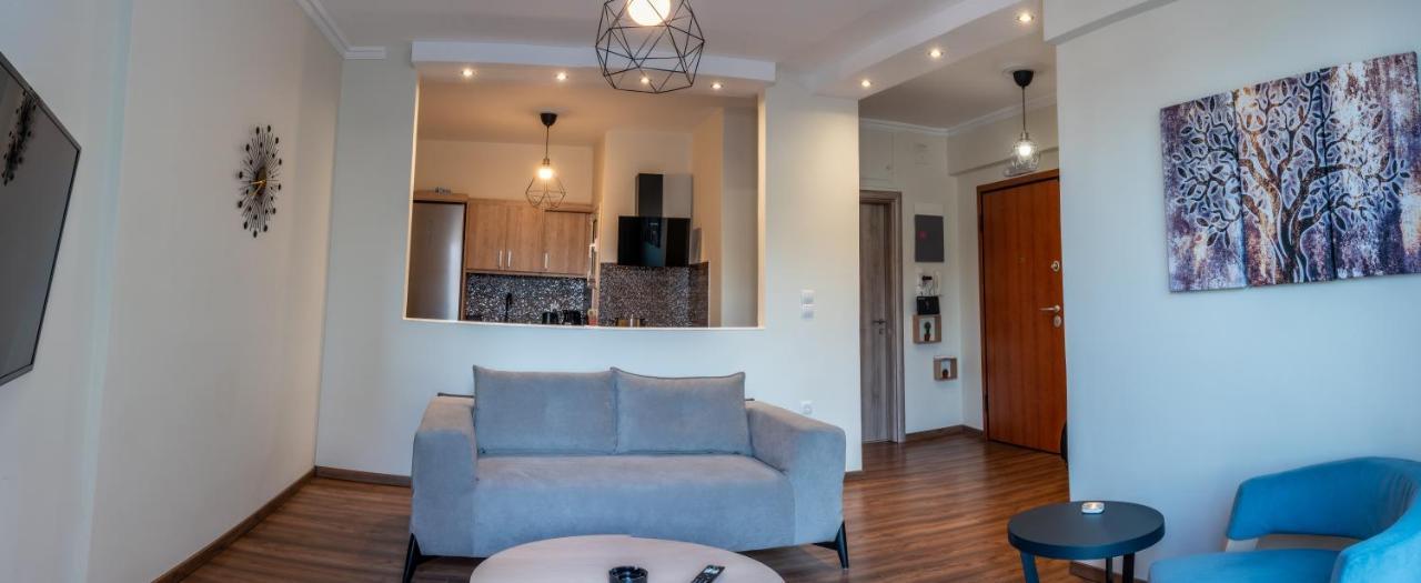Luxury Apartment Overlooking The Citadel Of Tsakas Athen Exterior foto